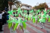 Más de mil personas protagonizan el desfile de Carnaval 2011