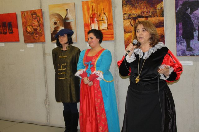 Inaugurada la exposición del sexto aniversario del Colectivo “ELLE ACyT” de mujeres pintoras de Torre-Pacheco - 2, Foto 2