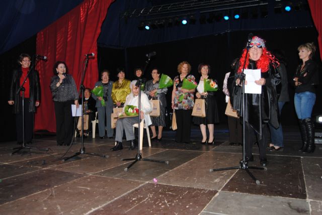 La Alcaldesa entregó las distinciones a 8 mujeres del municipio con motivo del Día de la Mujer - 1, Foto 1