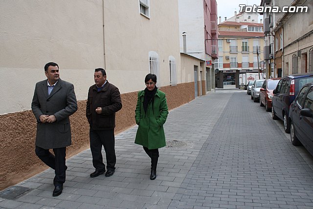 El ayuntamiento invierte en el Plan de Obras y Servicios 2010 y 2011 cerca de un milln de euros - 8