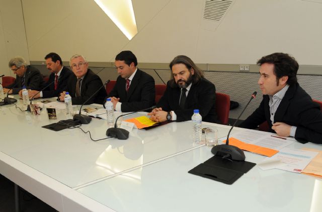 La Universidad de Murcia presenta los premios de fotografía y pintura, este dotado con 8.000 euros - 2, Foto 2