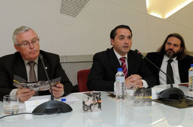 La Universidad de Murcia presenta los premios de fotografía y pintura, este dotado con 8.000 euros - 3, Foto 3