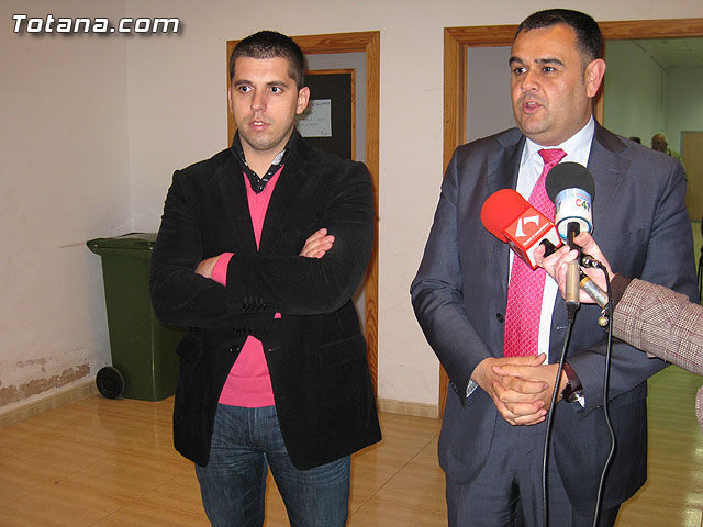 El equipo de Gobierno acerca las actuaciones municipales a los vecinos de la pedana de la Costera y los del barrio Tirol-Camilleri - 2