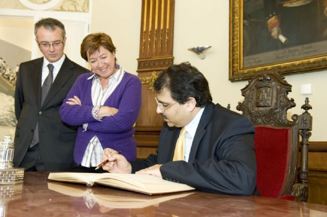 La alcaldesa recibe al embajador de Egipto en España - 3, Foto 3