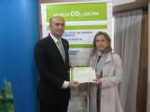 El Ayuntamiento entrega a la empresa Disfrimur el primer ttulo para la compensacin de emisiones del proyecto 'Murcia CO2labora'