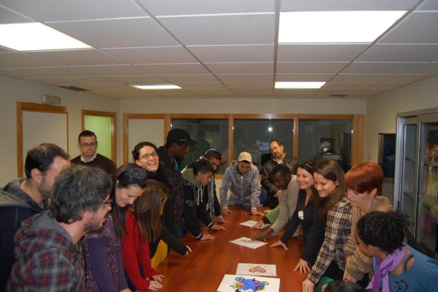 La primavera lleva a los centros municipales La Nave  y 585M2 una treintena de talleres y Club de Idiomas - 1, Foto 1