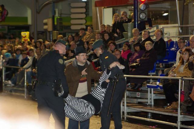 IU-Verdes Águilas denuncia un hecho lamentable en el desfile del Carnaval 2011 - 1, Foto 1
