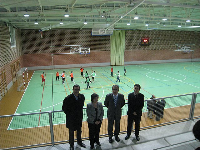 El consejero de Cultura y Turismo inaugura el nuevo pabellón polideportivo de Pliego - 1, Foto 1