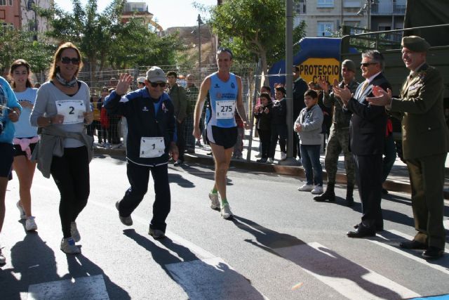 Entrega del cheque del IX Cross de Artillería - 1, Foto 1