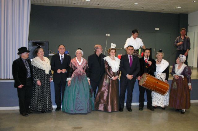 Autoridades municipales de Totana culminan con su desplazamiento a Uchaud la formalización del hermanamiento institucional con la villa francesa, Foto 1