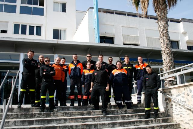 Protección Civil de San Javier colaboró con efectivos y ambulancias en el traslado de enfermos al nuevo hospital Los Arcos del Mar Menor - 1, Foto 1