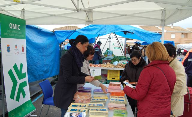 Los usuarios del mercado torreño se informan con la Semana del Consumidor - 5, Foto 5