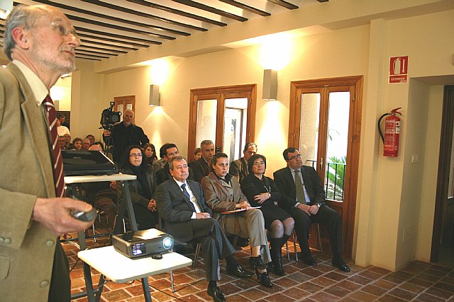 Dos nuevas glorietas aumentarán la seguridad vial en los accesos al centro urbano de Pliego - 1, Foto 1