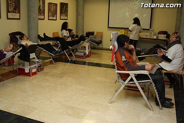 Éxito de participacion en la campaña solidaria de donación de sangre promovida por el Ilustre Cabildo, Foto 1