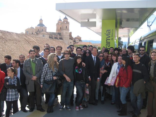 Más de 40.000 universitarios, docentes y personal de la UMU y la UCAM podrán ir en tranvía a los campus con mayor seguridad y en menos tiempo - 2, Foto 2