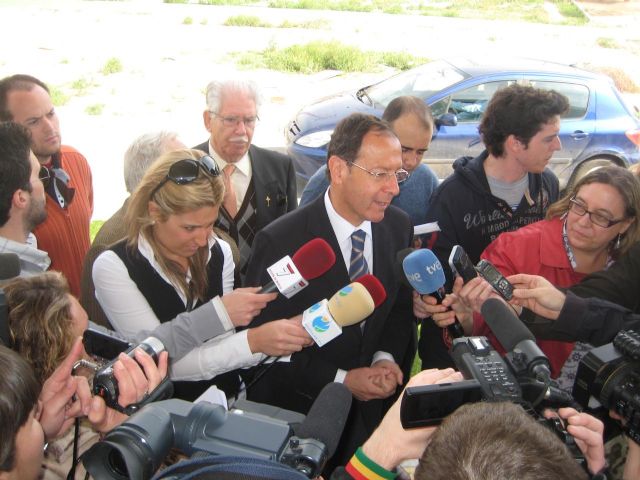 Más de 40.000 universitarios, docentes y personal de la UMU y la UCAM podrán ir en tranvía a los campus con mayor seguridad y en menos tiempo - 3, Foto 3