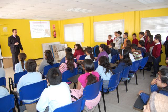 Los escolares torreños finalizan la campaña de reciclaje visitando el Ecoparque Municipal - 2, Foto 2