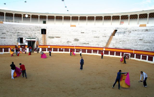 Numerosos aficionados participan en la Escuela Taurina Deportiva de Cehegín - 3, Foto 3