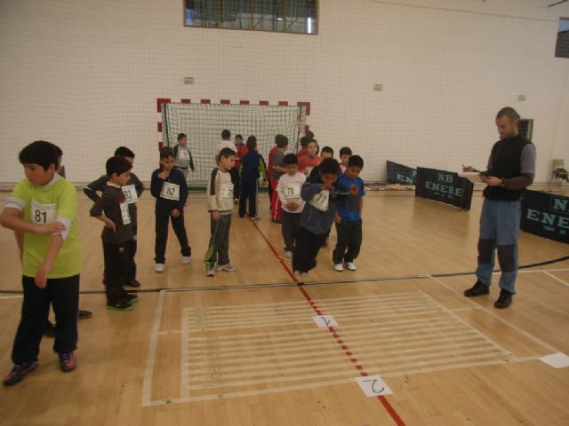 Más de 170 escolares participaron en la jornada de Jugando al atletismo, Foto 3