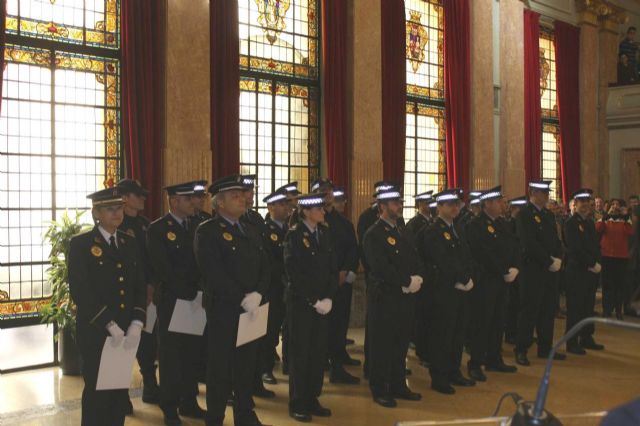 Más de 5.000 comunidades de vecinos recibieron en 2010 ayuda y asesoramiento de la Policía Local - 2, Foto 2