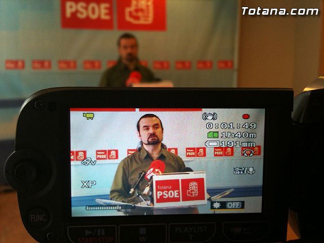 Rueda de prensa PSOE Totana sobre Plan E, Foto 1