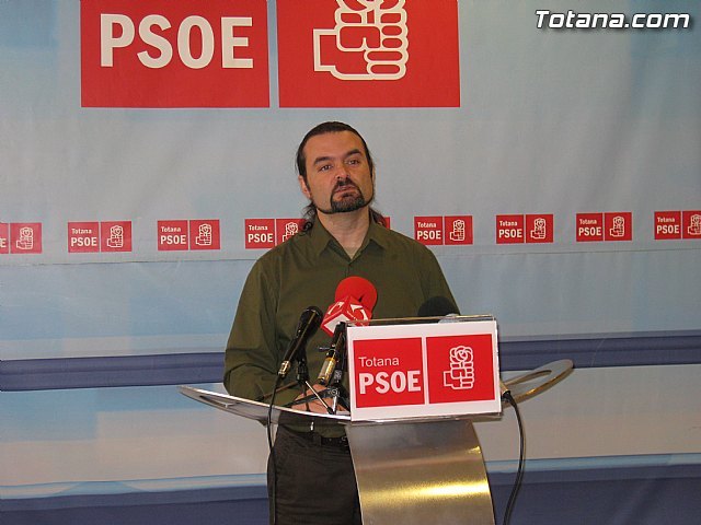 Rueda de prensa PSOE Totana sobre Plan E, Foto 2