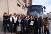 70 amas de casa de Lorca visitan una planta productora de brócoli para conocer sus propiedades nutricionales con motivo del Día Mundial del Consumidor