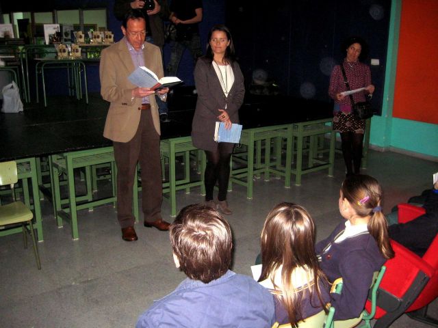 El Alcalde participa en la Maratón de Lectura 24 horas del Colegio Antonio de Nebrija - 3, Foto 3