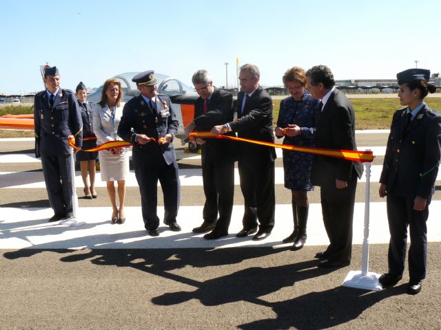 La alcaldesa, Pepa García se refiere a la segunda pista del aeropuerto como un instrumento de progreso para toda la Región de Murcia - 1, Foto 1