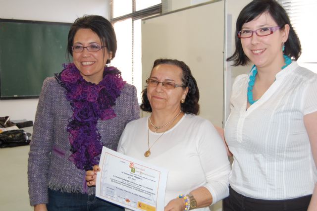 Los alumnos del curso de cuidado de personas dependientes de Lorquí, diplomados - 2, Foto 2