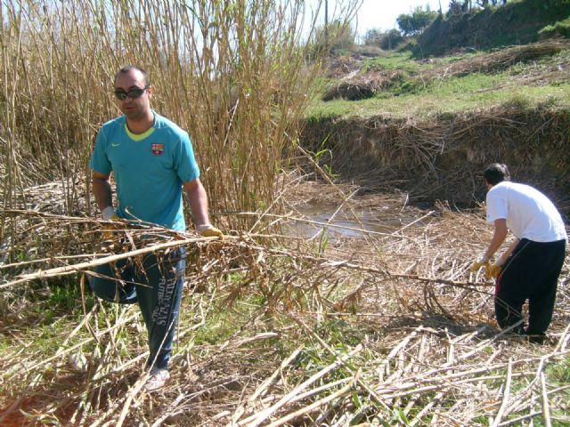 Los jóvenes de JOVAL fundamentales en la limpieza del Río Mula a su paso por Alguazas - 2, Foto 2
