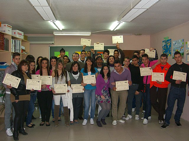 El Ejecutivo murciano financió con 278.000 euros la labor de inclusión social de la Asociación Columbares - 1, Foto 1