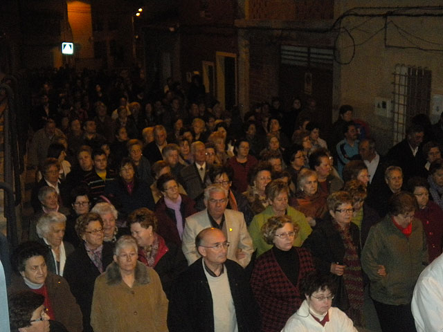 Va crucis penitencial organizado por la Hermandad de Jess en el Calvario y Santa Cena - 11