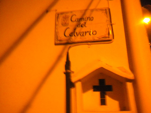 Va crucis penitencial organizado por la Hermandad de Jess en el Calvario y Santa Cena - 14