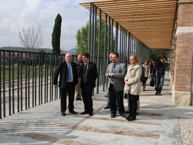 El edificio de pasajeros de la antigua estación de tren se convierte en un albergue - 2, Foto 2