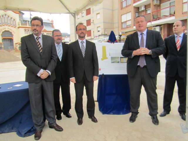 Colocan la primera piedra en las obras de remodelación de la plaza Joaquín Costa - 1, Foto 1