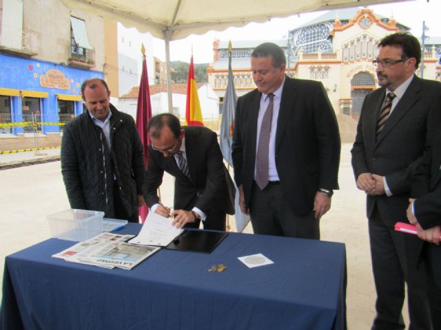Colocan la primera piedra en las obras de remodelación de la plaza Joaquín Costa - 3, Foto 3