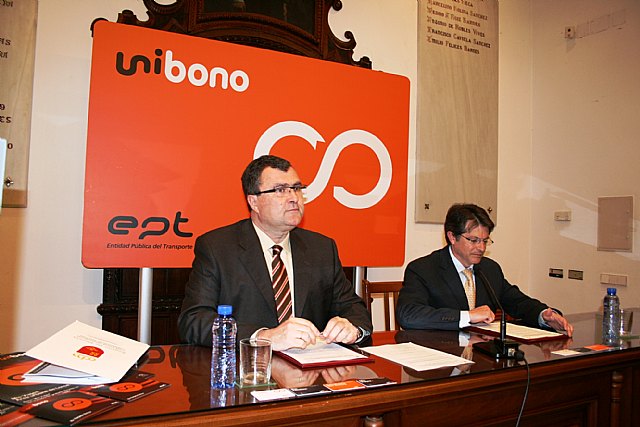 La Comunidad y el Ayuntamiento de Lorca acuerdan la llegada del ´Unibono´ al municipio el 1 de mayo - 1, Foto 1