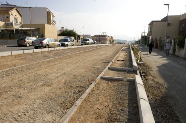 La nueva Ruta de Senderismo para mayores recorre la vía verde de Barrio Peral - 1, Foto 1