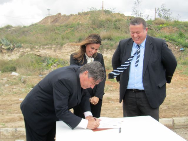 Inauguran la obra para construir el nuevo tramo del carril bici La Unión-Cartagena - 1, Foto 1