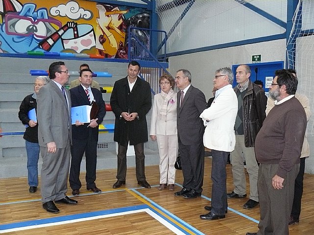 El Plan E permite la rehabilitación del centro cívico de Santiago de La Ribera - 2, Foto 2