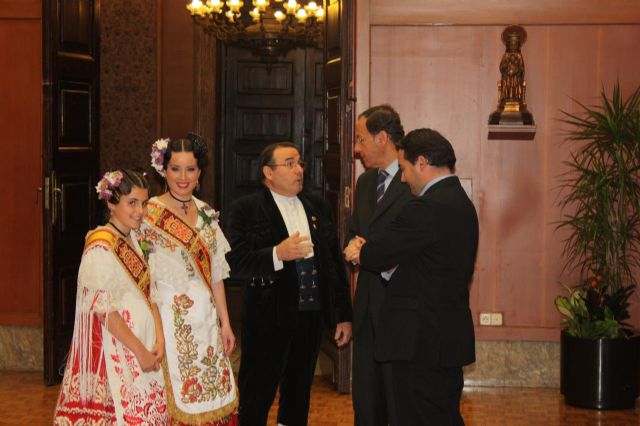 El Alcalde recibe a las candidatas a Reina de la Huerta 2011 - 4, Foto 4