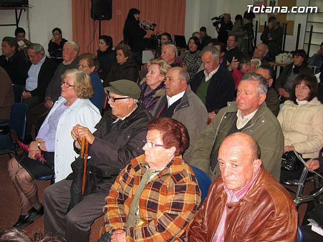 Ms de 1.500 personas han participado en las asambleas vecinales dentro de la campaña 