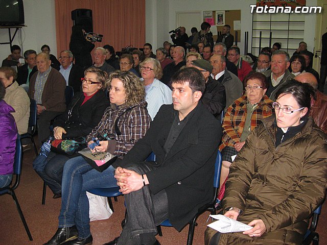 Ms de 1.500 personas han participado en las asambleas vecinales dentro de la campaña 