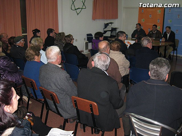 Ms de 1.500 personas han participado en las asambleas vecinales dentro de la campaña 