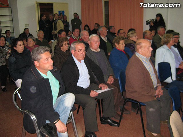 Ms de 1.500 personas han participado en las asambleas vecinales dentro de la campaña 