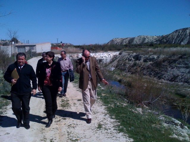 La CHS mejora el paso sobre la rambla de Los Barrancos de Albudeite - 1, Foto 1