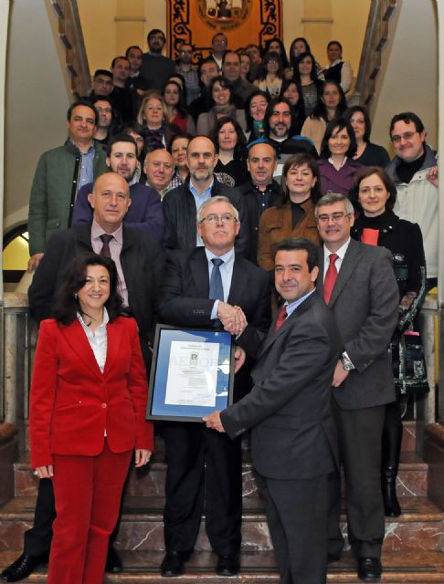 El Área de Gestión Económica de la Universidad de Murcia recibe la certificación de calidad AENOR - 1, Foto 1