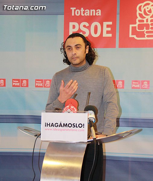 Cuando el PSOE gobierne, cada vez que haya cualquier acto, el representante de la oposición estará al lado del alcalde, Foto 1