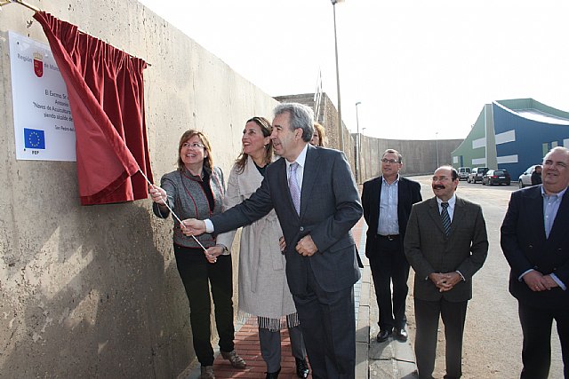 La Comunidad instala siete naves de acuicultura en San Pedro del Pinatar para mejorar la competitividad del sector en la Región - 1, Foto 1